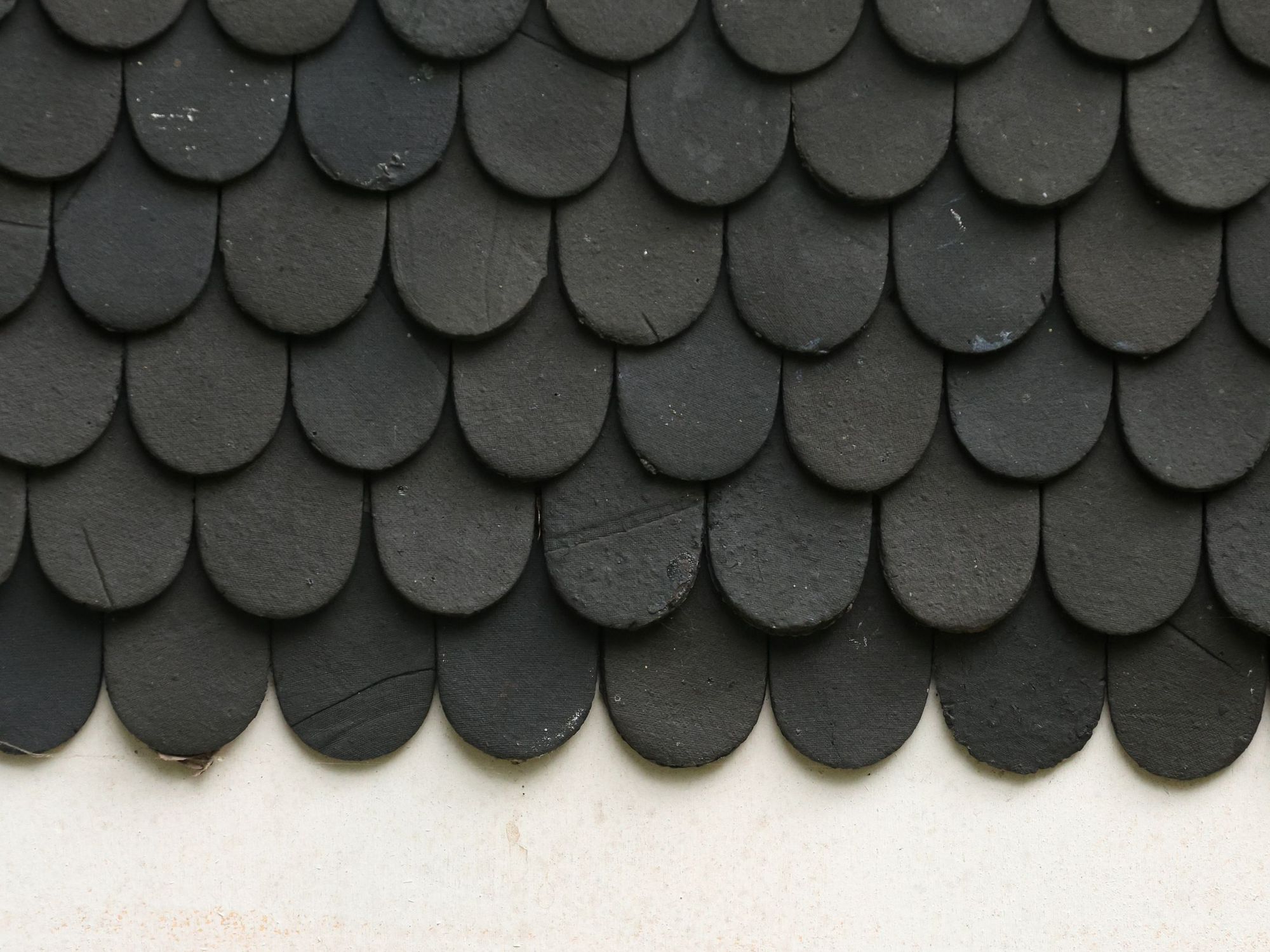 Close-up of new shingle courses